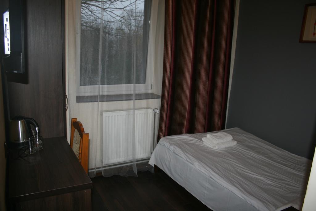 Pokoje Goscinne Tessa Chełm Exterior foto